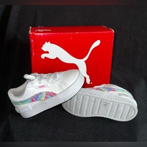 7C Puma Jada Swirl Sneakers